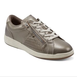 Earth Women's Netta Metallic Sneakers. 7.5W
